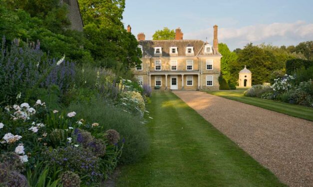 Woolbeding Gardens – a modern masterpiece