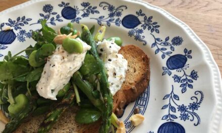 Bake with Jack – Grilled Asparagus and Ricotta Bruschetta