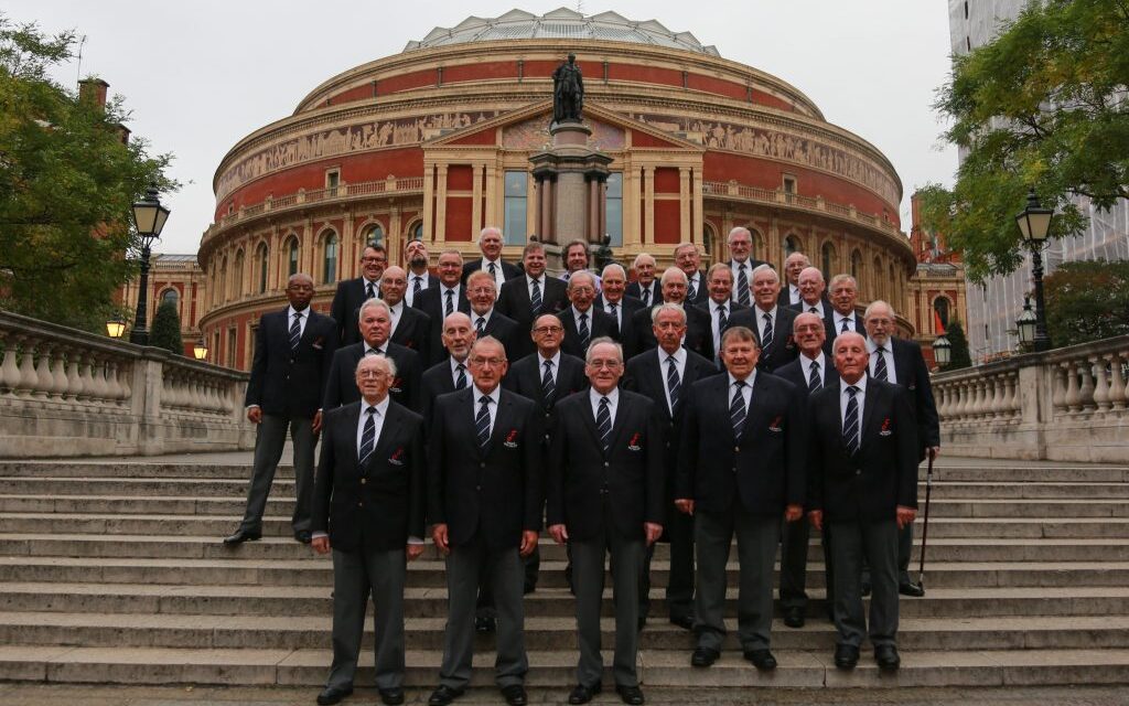 Rushmoor Male Voice Choir offering men the chance to try singing in a group
