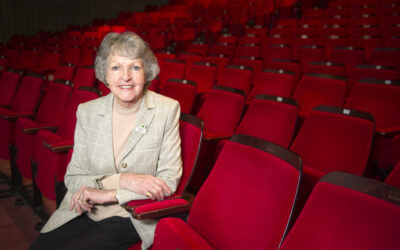 Dame Penelope Keith takes to the stage for Yvonne Arnaud Theatre fundraiser