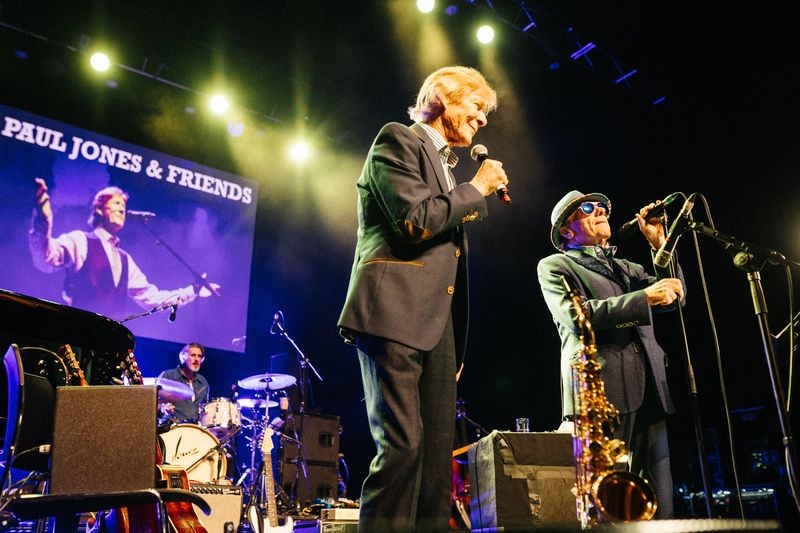 Secret gig still sells out after 20 years