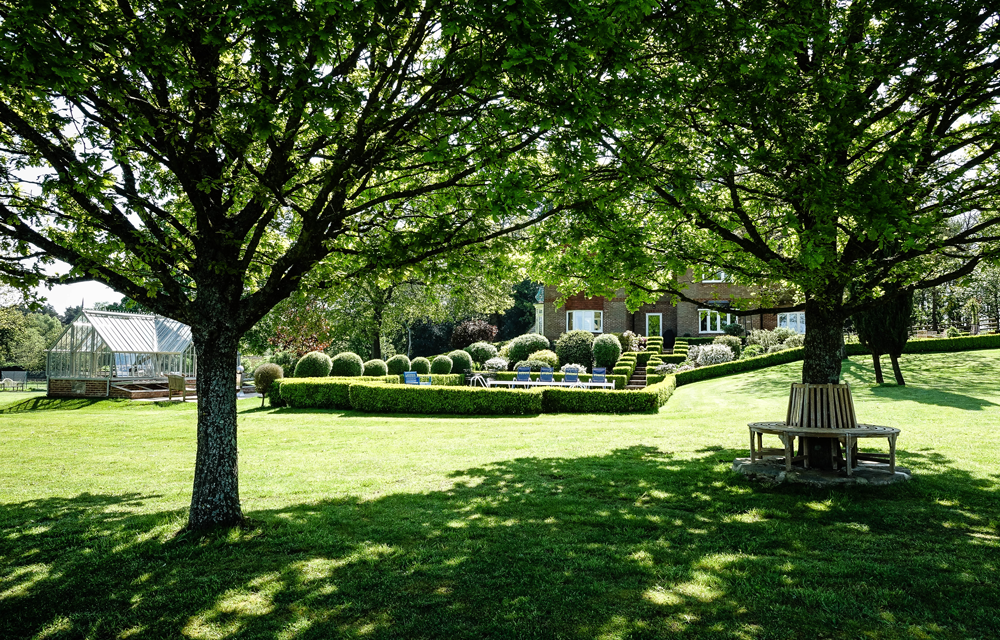 Explore Secrets of Local Gardens with Phyllis Tuckwell