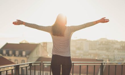 Top tips for exercising while you travel